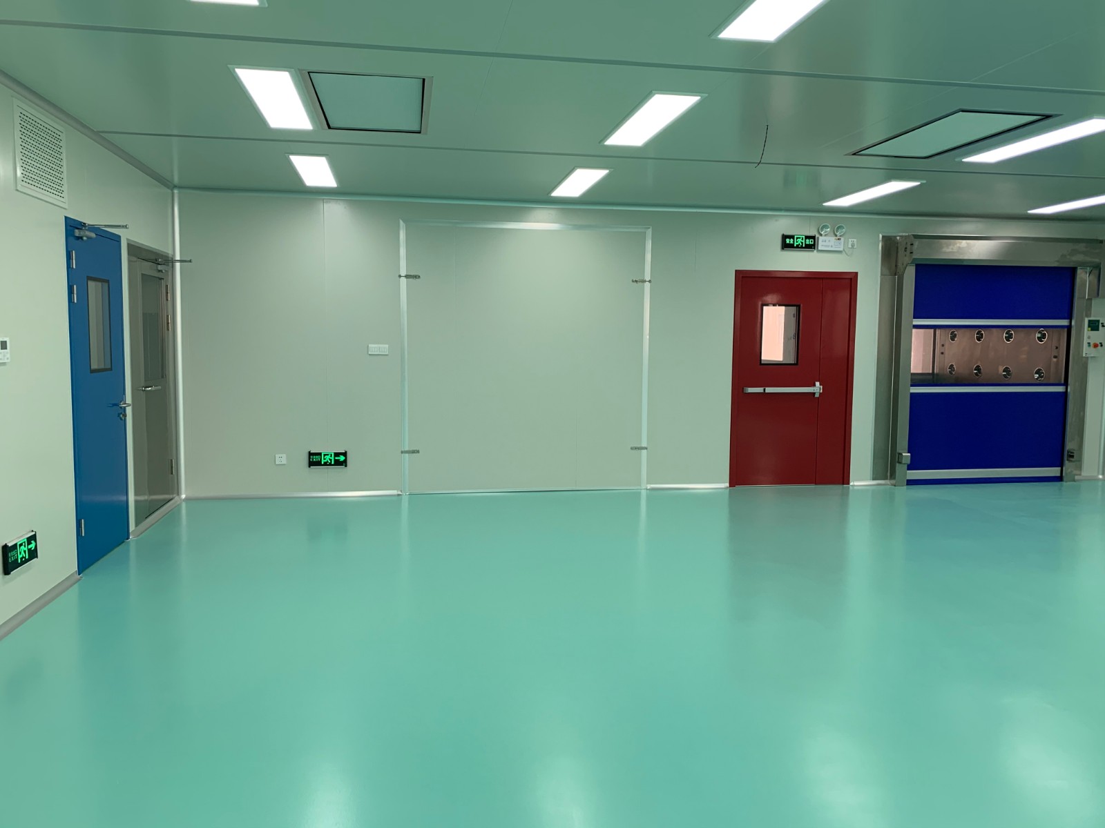 十万级洁净车间工程.jpg